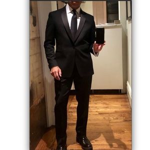 Theory Men's Black Shawl Collar Tuxedo